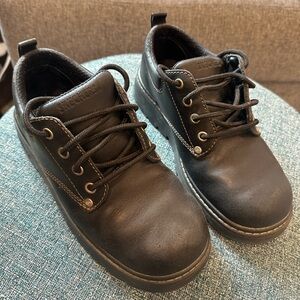 Skechers 2000s chunky leather shoe
